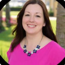 Tutor Professional English & Writing Coach for Clear Workplace Communication