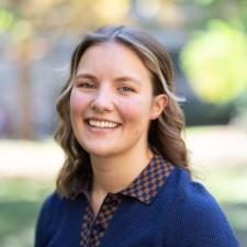 Tutor Classically Trained Vocalist & Certified Teacher ? Voice & ELA