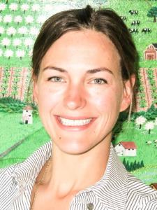 Shayna K. Near Pearl City, HI, available for online & in-person tutoring