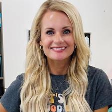 Tutor Early Literacy Expert (K-2) / Helping young readers build confidence.