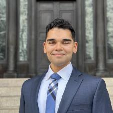 Ayon M. New York, NY, available for online tutoring