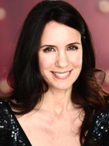 Noelle B. Los Angeles, CA, available for online & in-person tutoring