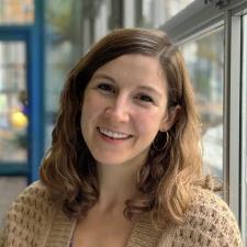 Tutor IB & Honors English Teacher with 10 Years Experience