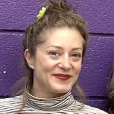 Tutor Helping Students Build Skills, Confidence, and Independence