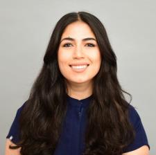 Tutor Bilingual dental student helping you master biology, anatomy & pr