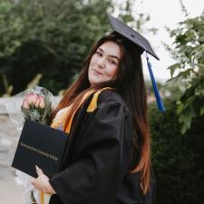 Tutor Experienced tutor specializing in English and Math