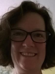 Lisa B. - English, French, Critical Thinking and Study skills