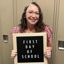 Tutor Bilingual 3-8 Tutor/ EF & Neurodivergent Specialist / 17 yrs exp