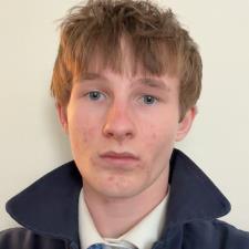 Tutor Senior at boarding school (AP + High Honor roll)