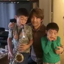 Toshi M.'s Photo