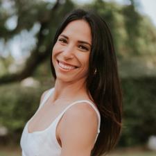 Ariella M.