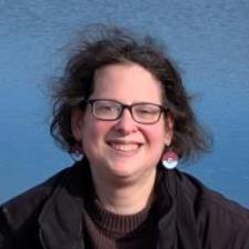 Tutor AP Journalist & Data Analyst - 15 Years of Professional Experienc