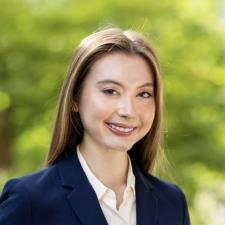 Isabella V.