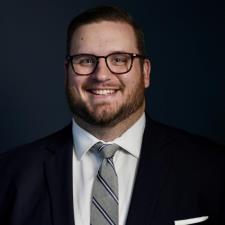 Tutor Experienced High School Teacher Specializing in Writing & Humanit