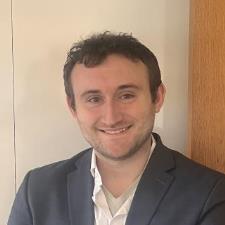 Tutor Experienced Former Professor Specializing in German and English