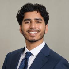 Christo M. Near Manhasset, NY, available for online & in-person tutoring