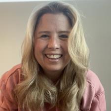 Tutor Kelly M., Licensed Elementary Teacher with 15 years experience