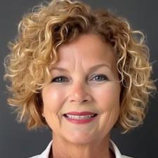 Kelly R. Near Parrish, FL, available for online & in-person tutoring