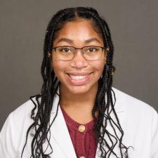 Fatima A. Near Evanston, IL, available for online & in-person tutoring