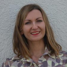 Juliane F. Near Fairfax, VA, available for online & in-person tutoring