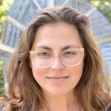 Tutor Dual-degree student in law and bioethics teaches biology, legal w