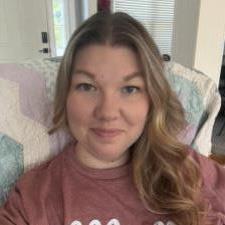 Tiffany S. Near Kansas City, KS, available for online & in-person tutoring