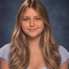 Tutor Experienced AP Tutor: Specializing in History, Bio, and Lit