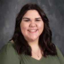 Ivy E. Near Painesville, OH, available for in-person tutoring