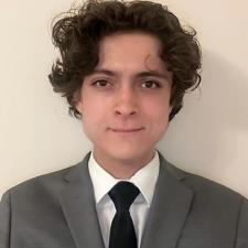 Tutor Valedictorian | Top 1 % SAT Scorer | Debater | Research Assistant