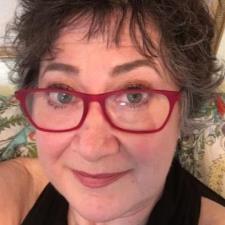 Lisa S. Near Simi Valley, CA, available for in-person tutoring