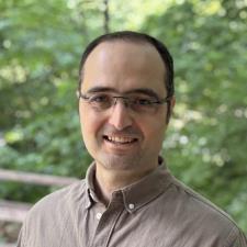 Pooya T. Near Highwood, IL, available for online & in-person tutoring