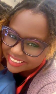 Tutor Elementary Education College student ready to help your students 