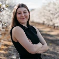 Tutor Eager to work with aspiring readers and essayists!