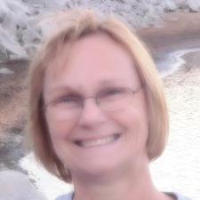 Kim C. - Experienced Middle and High School Tutor, Specializing in English