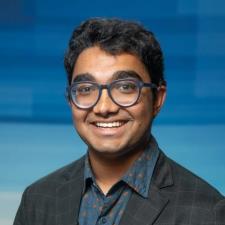 Shiva Y. New York, NY, available for online & in-person tutoring