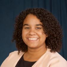 Robyn R. Near Union City, NJ, available for online & in-person tutoring