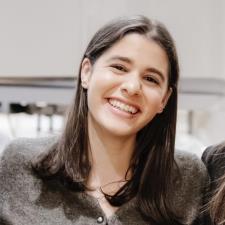 Eliana L.