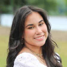 Tutor Sara, Mercer University student tutor 