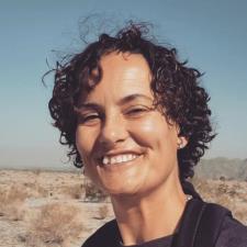 Ioana R.