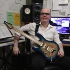 Tutor Berklee and Conservatory Trained Top Guitar Teacher In Los Angeles.